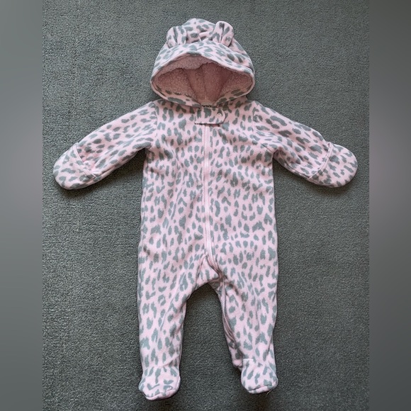 Carter’s baby girl Hooded Sherpa Bunting Size 3 Months - Picture 4 of 7